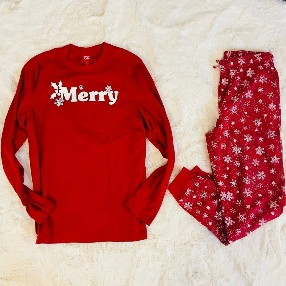 Macy’s Family PJ’s Matching Men's Merry Snowflake Red Christmas Holiday Pajamas
